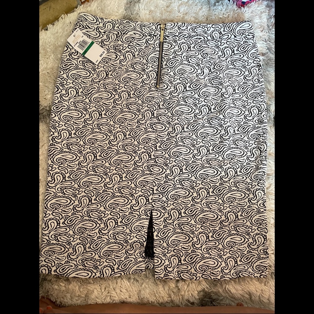 NWT Michael Korea Paisley Pencil Skirt